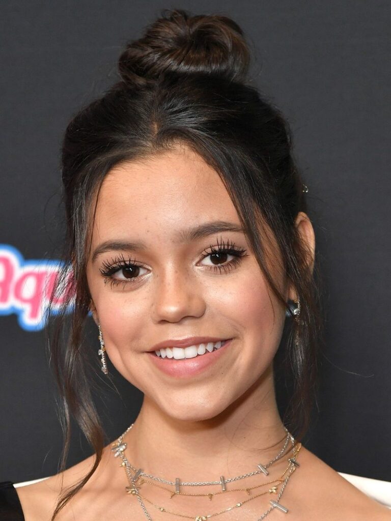 jenna ortega fuck - jerking off into mouth bikini takeoff