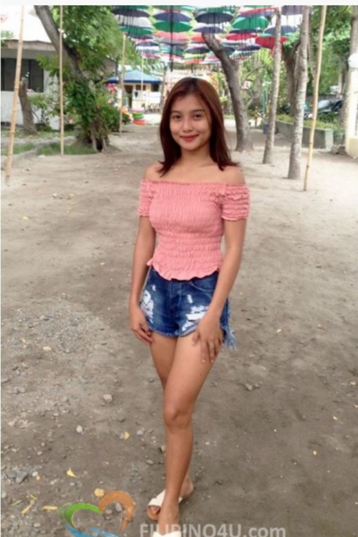 naked pretty filipina - submissive on her knees milf mermaid