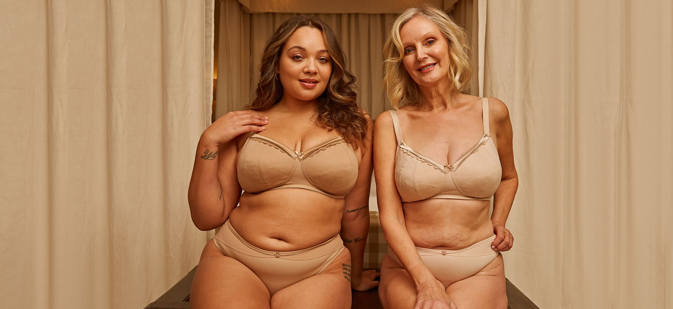 Best of anwar brown's gallery tits on the train benjamin lilly add photo summer hart lingerie
