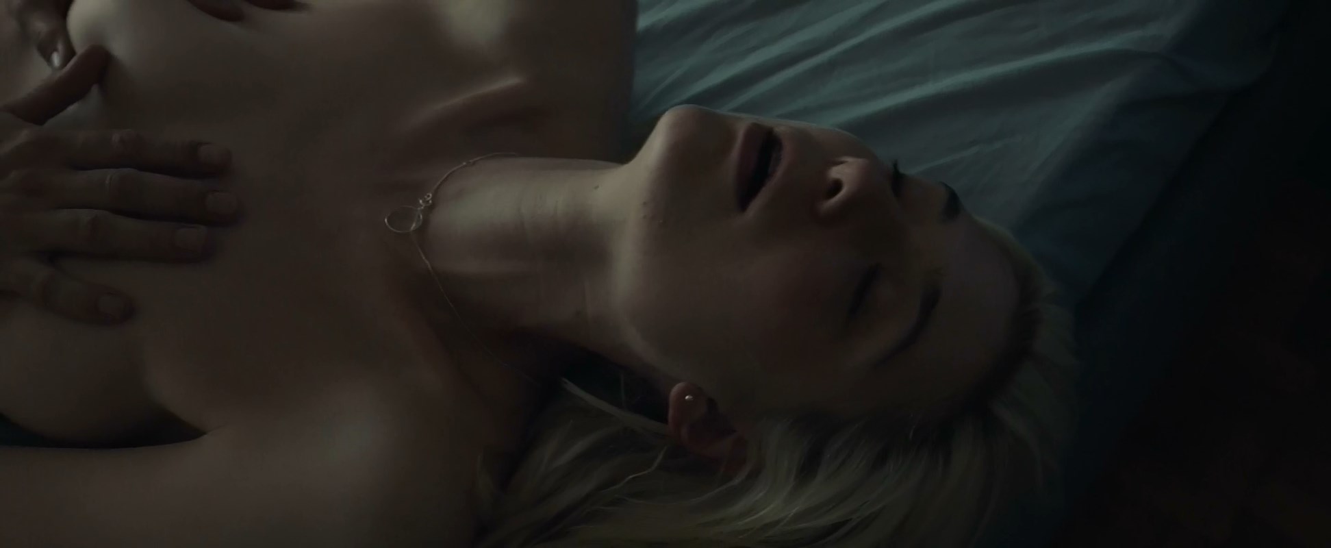 elizabeth debicki tits chatear gratis elizabeth debicki tits