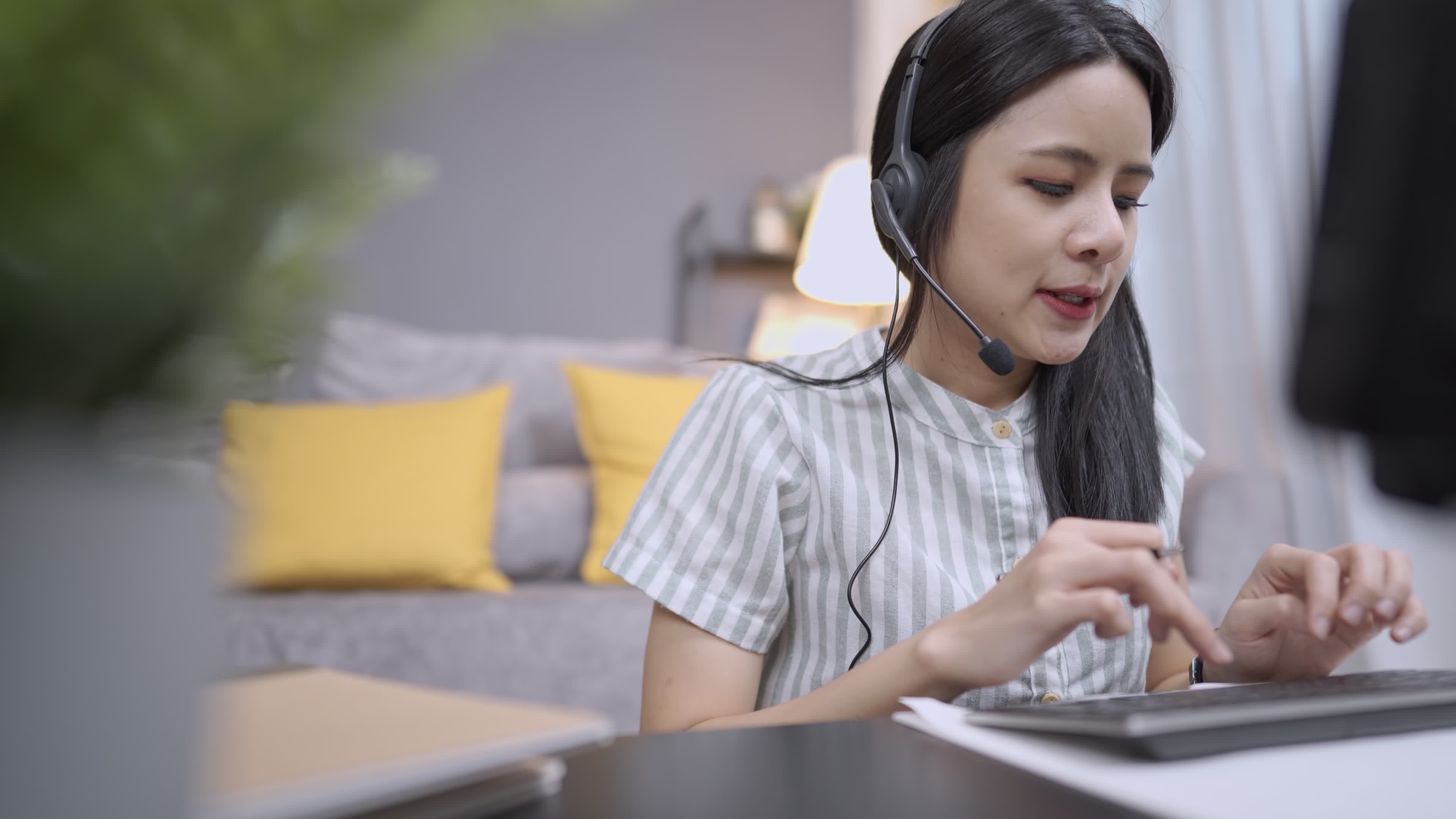 asian live chat porn sex - curvyflawless videos francesca felluci