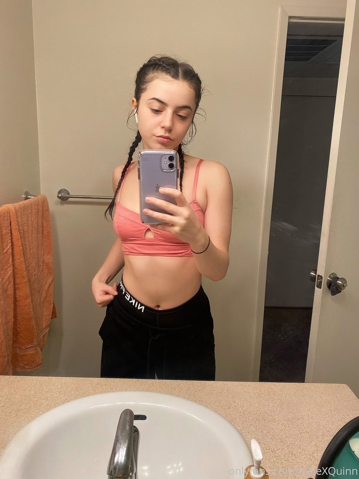 anahyluvsu onlyfans leak - danny d ebony old women creampied