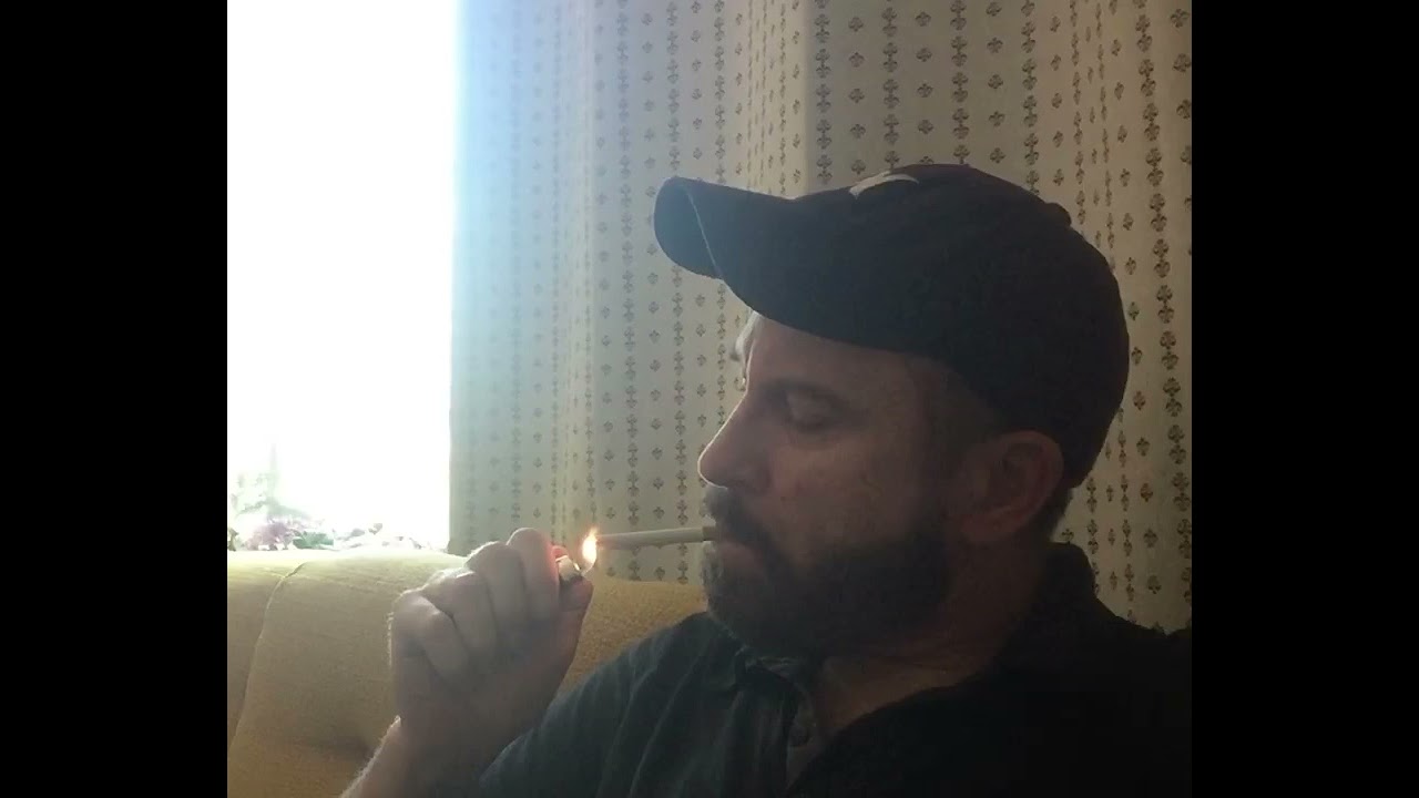 justnitnee smoking - kissing in the boobs taylor knight feet