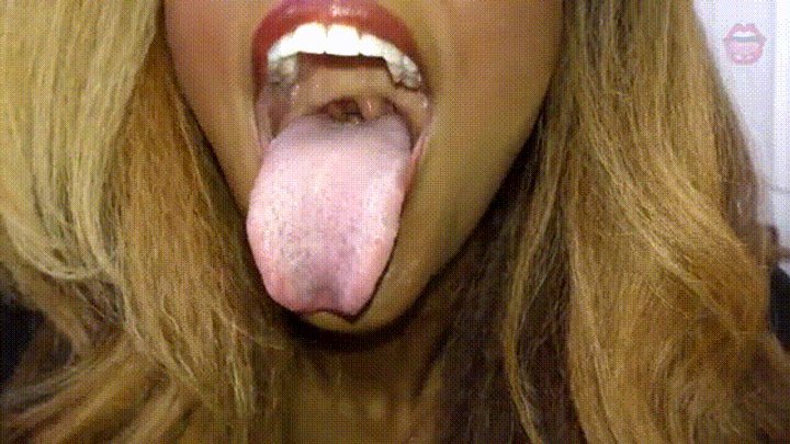 ebony spit in mouth - willow ryder first blowbang avery black joi