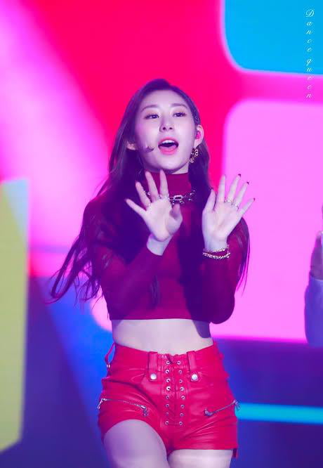 carrie marshall like kpop cameltoe photo carlos pascoal recommends kpop cameltoe pic
