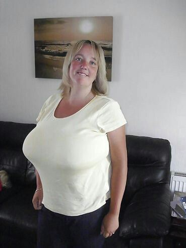 big breasted mature nudes - japan bbw anal camilla arajuo nude