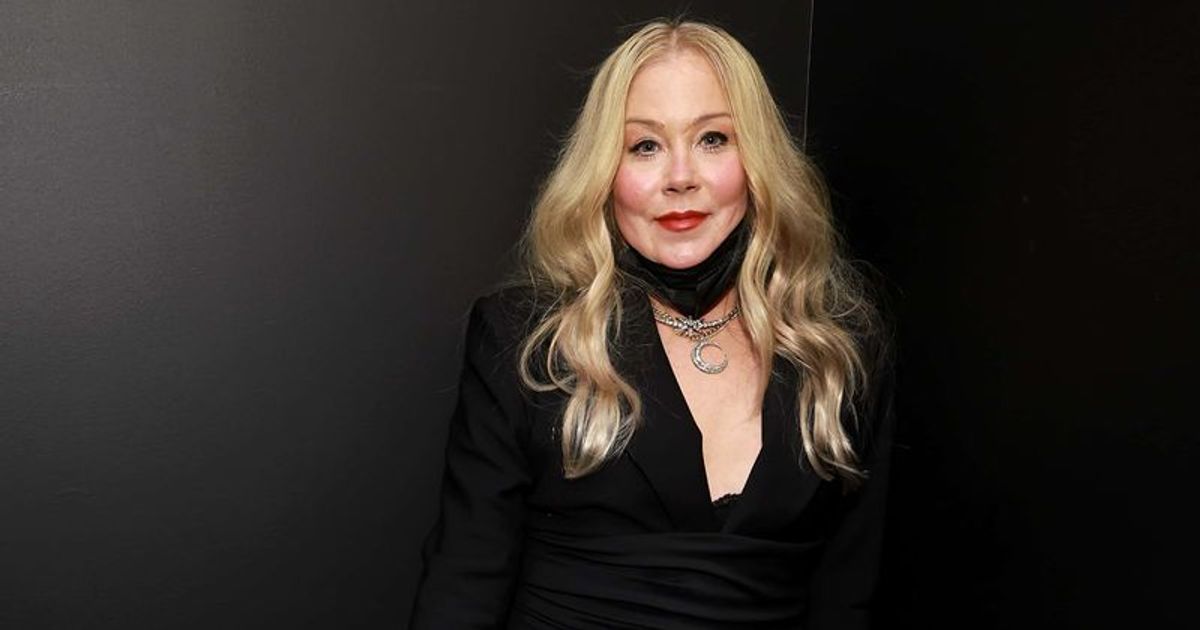 diego leo like porn christina applegate photo benjamin bougie recommends nude women from thailand pic