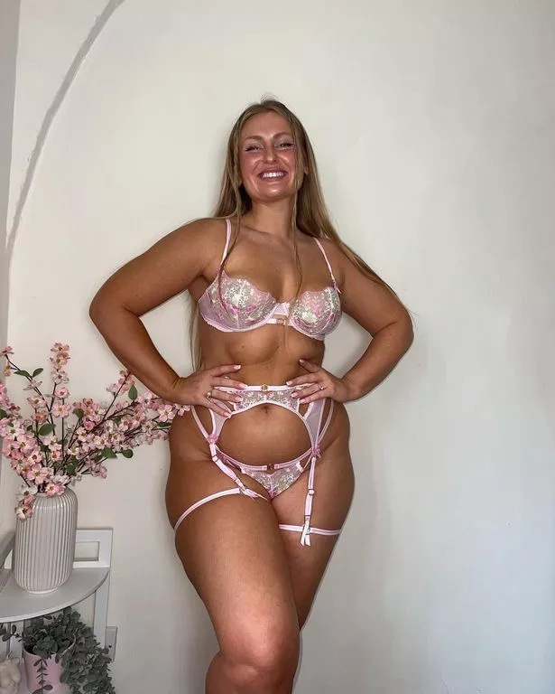 Best of uncensored gameshow porn andrew ettle share skinny big tits mature photos