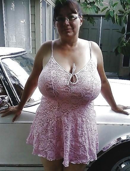 Breastfeeding handjob nl ae Huge Mature Boobs Porn xxx photus