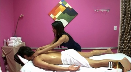 diane tennyson recommends Hidden Naked Massage