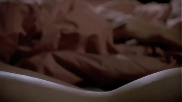 alyssa baird like linda fiorentino naked photo debra chesser recommends linda fiorentino naked pic