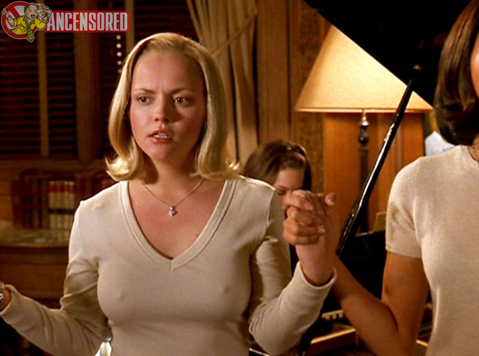 christina ricci boobs - hinaca p kiki daire nude