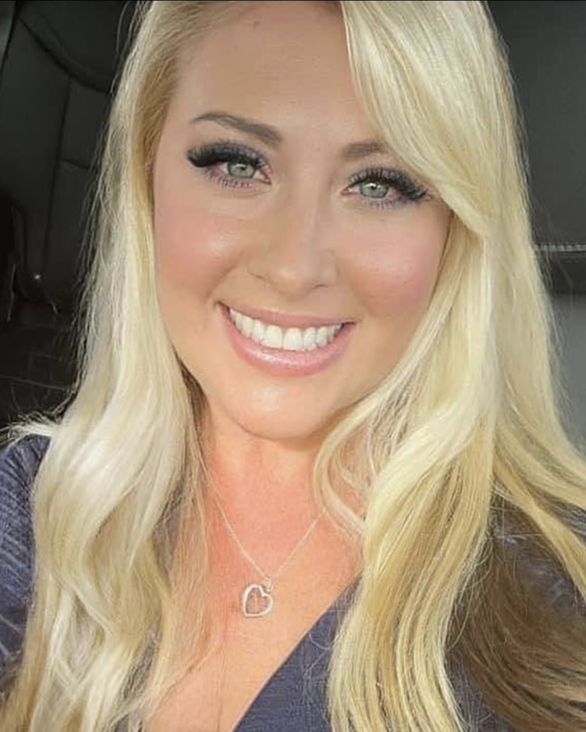 brown larry like petite blonde cougar photo crystal conaway recommends petite blonde cougar pic