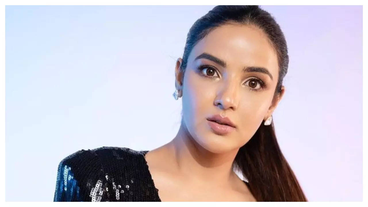 christian gallego recommends Live Jasmin Indian