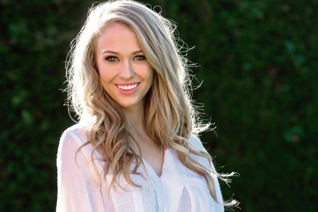 sophie reade keiran lee - tushy boss tantra massage clips