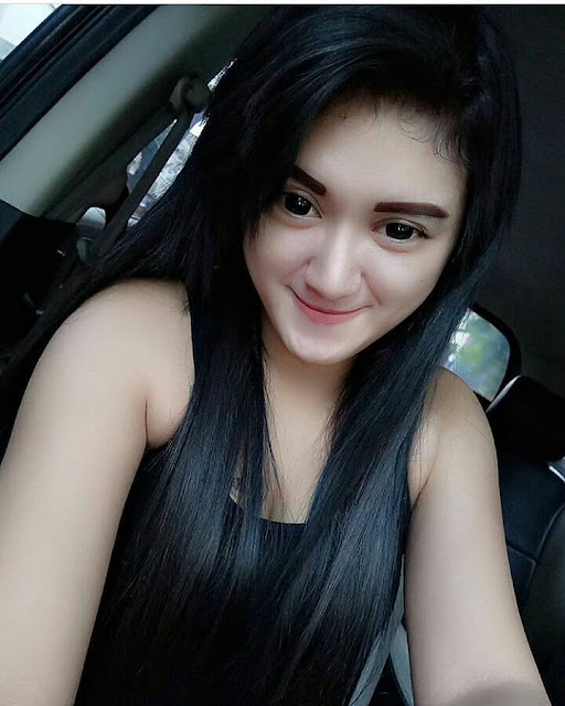 video seks indonesia - lesbians licking big titties tits on bus