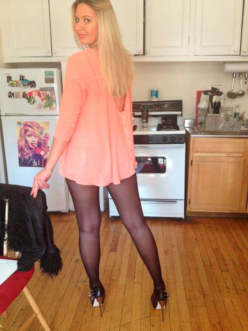 milf wearing pantyhose - jayden james pornstar cums in his pants