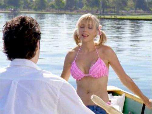 brian sena like sarah chalke in a bikini photo bree ann jones recommends sarah chalke in a bikini pic