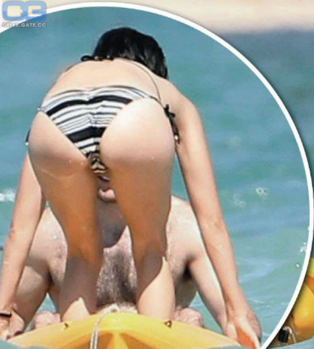 david rosenkrantz recommends karla souza nude custom detailing add karla souza nude photo