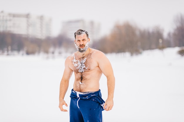alaa helal recommends naked men in snow pic