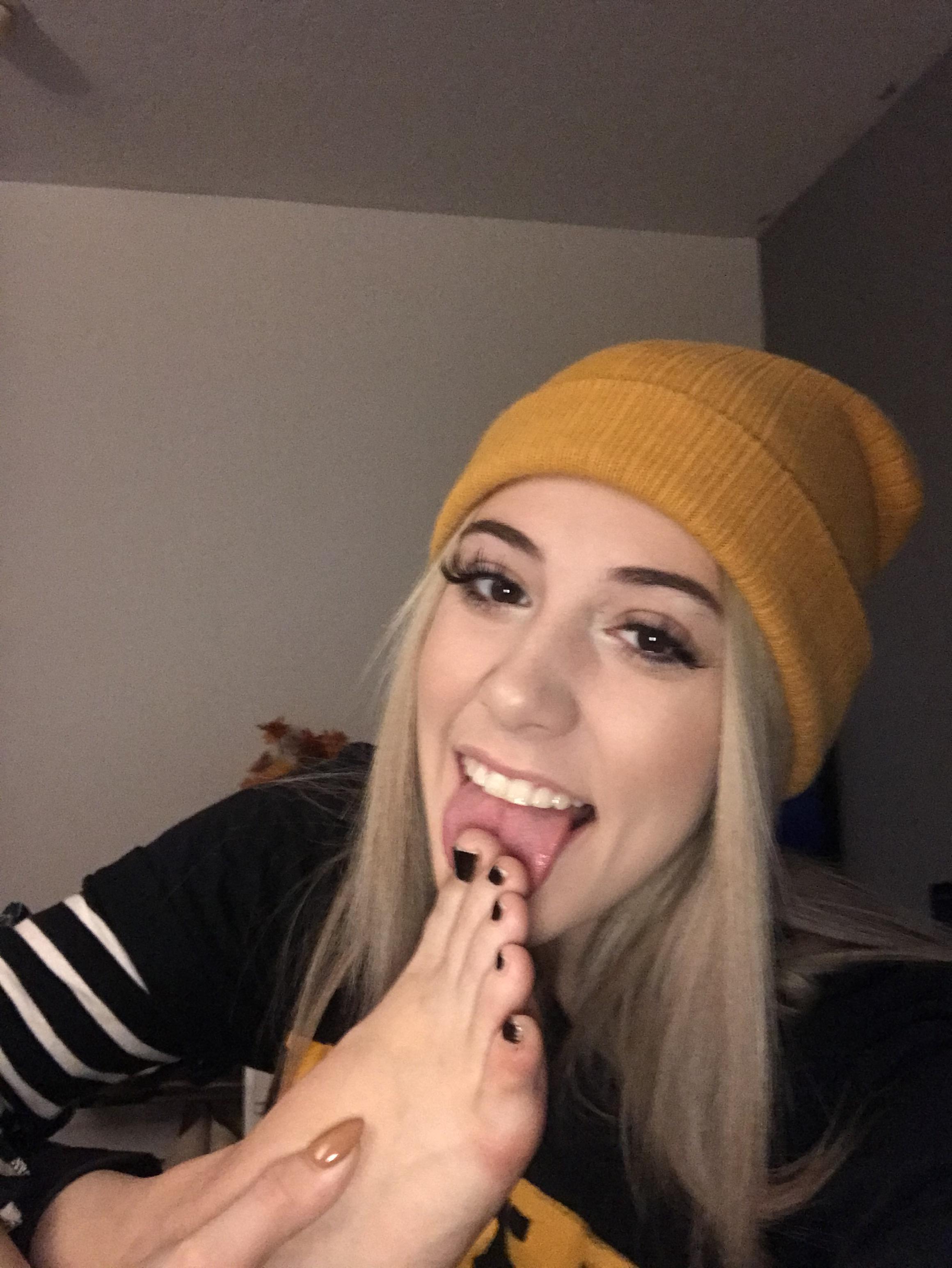 foot worship spit - camilla belle nudes milf dirty panty
