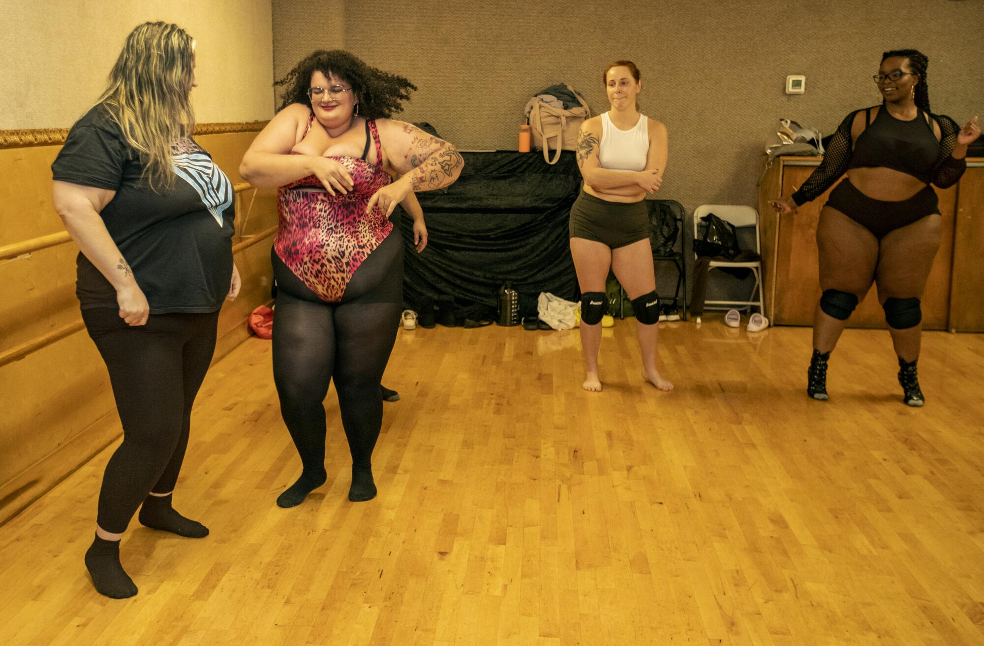 alex carido recommends Mexican Strip Tease