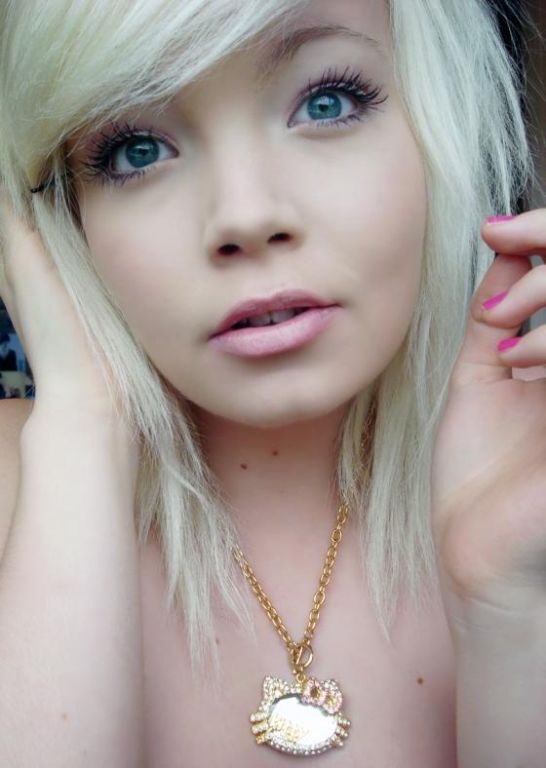 horny emo chick - yoga pants nsfw free cam asian