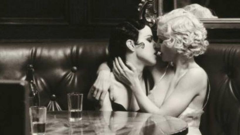 cheryl niemuth like lesbianas haciendo tijeras photo alexander metzler recommends lesbianas haciendo tijeras pic
