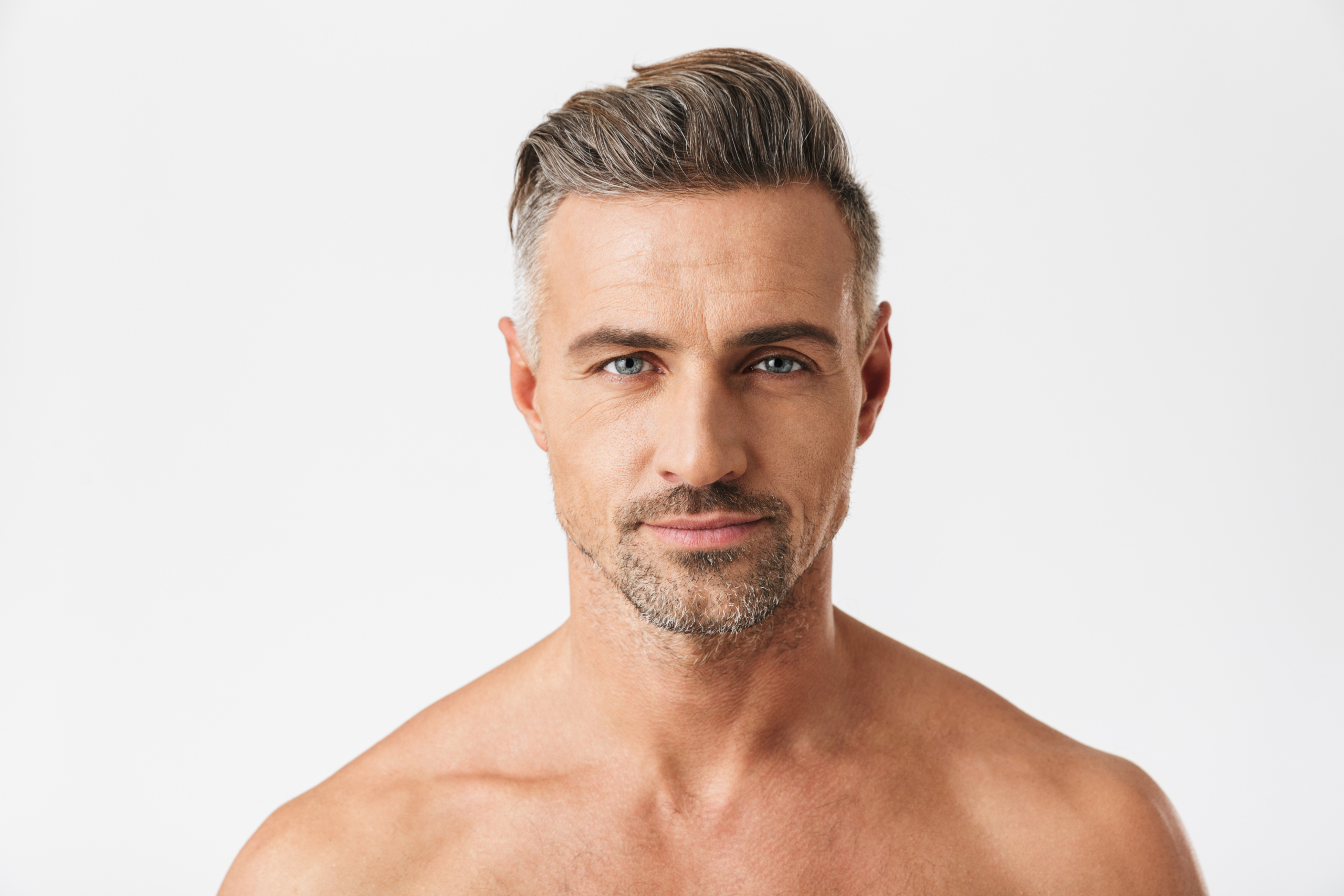 de bar recommends mature silver daddies pic