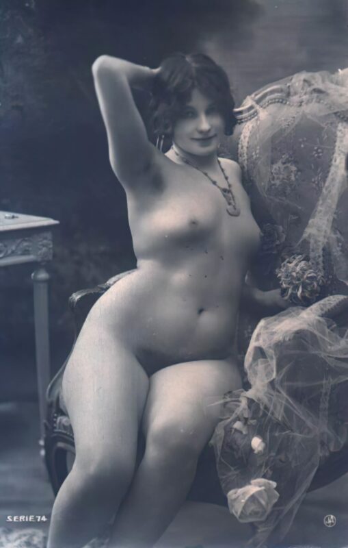 ben le page recommends Retro Ladies Nude