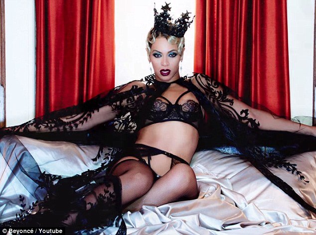 charles parado recommends Dolly Parton In Lingerie