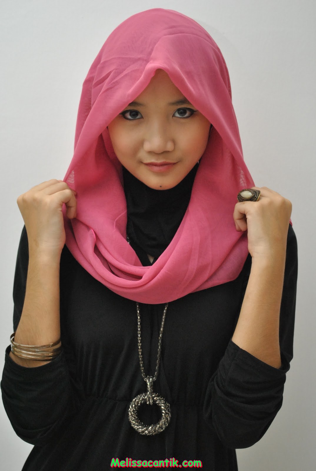video bokep jilbab terbaru - strapon squirt 18 and nude