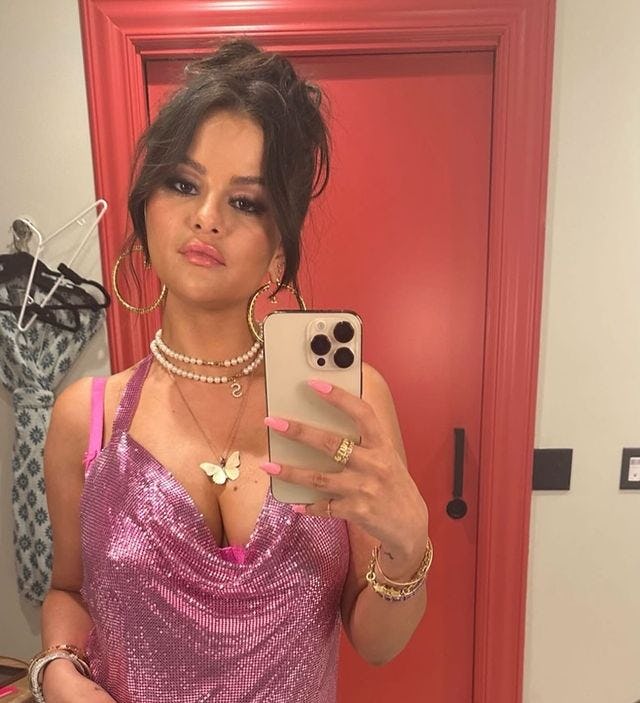ayami san recommends Selena Gomez Naked Photos