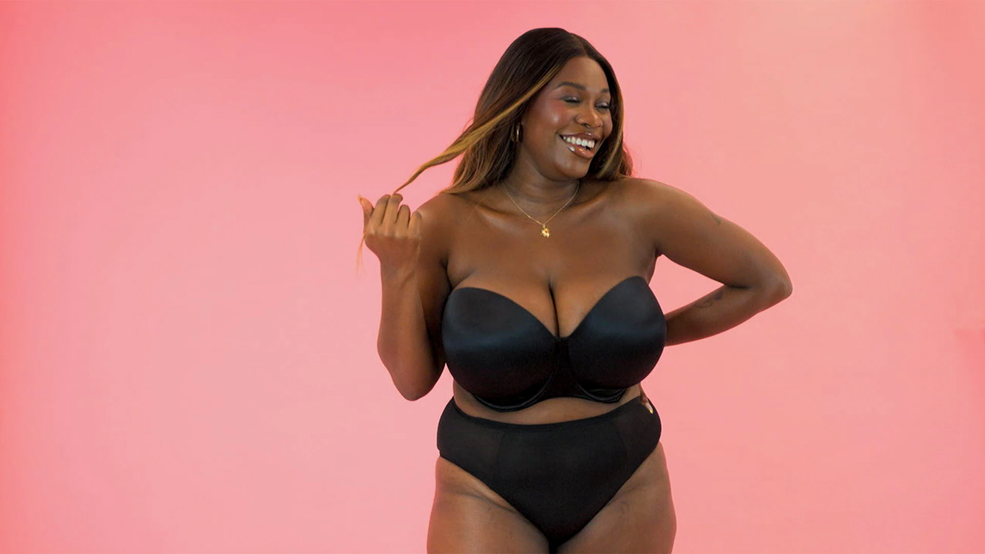danielle godwin recommends ebony lesbians with big titties pic