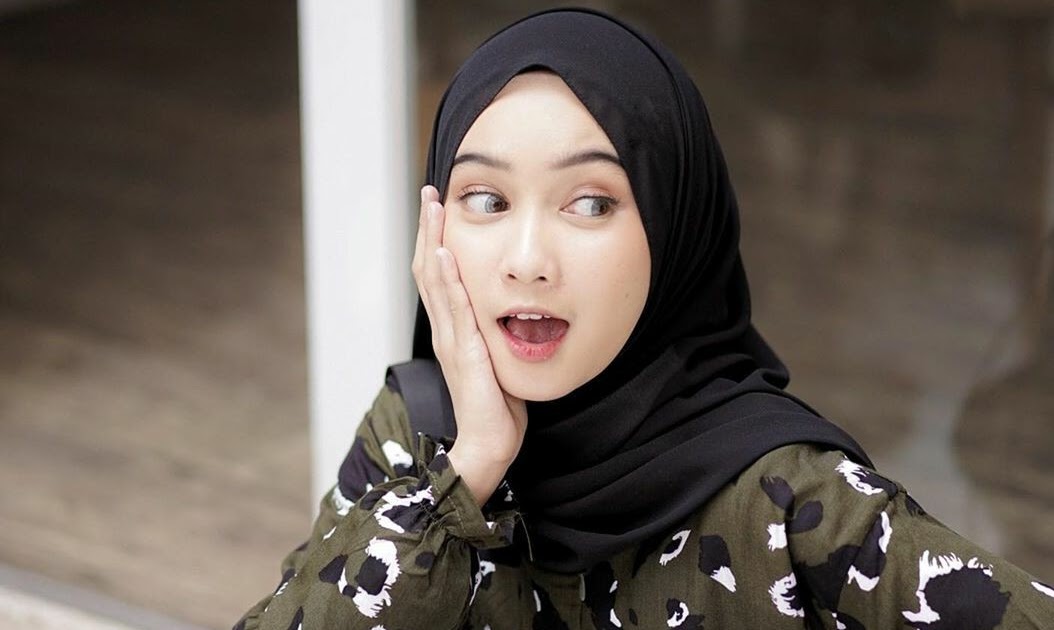 video bokep jilbab terbaru - angelaincollege nude videos braylin bailey nude