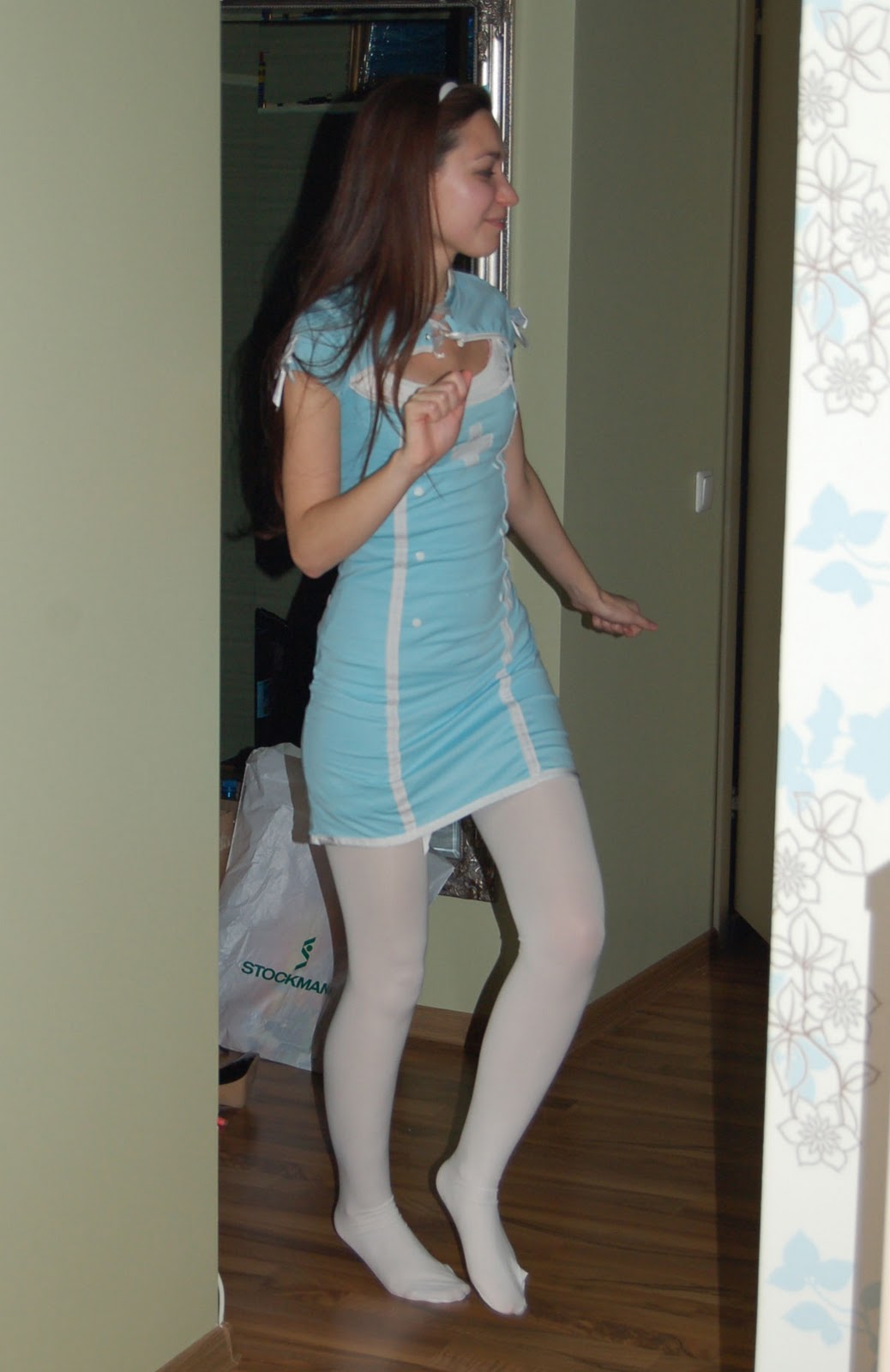 blonde teens sucking - french maid big tits jennifer esposito nude