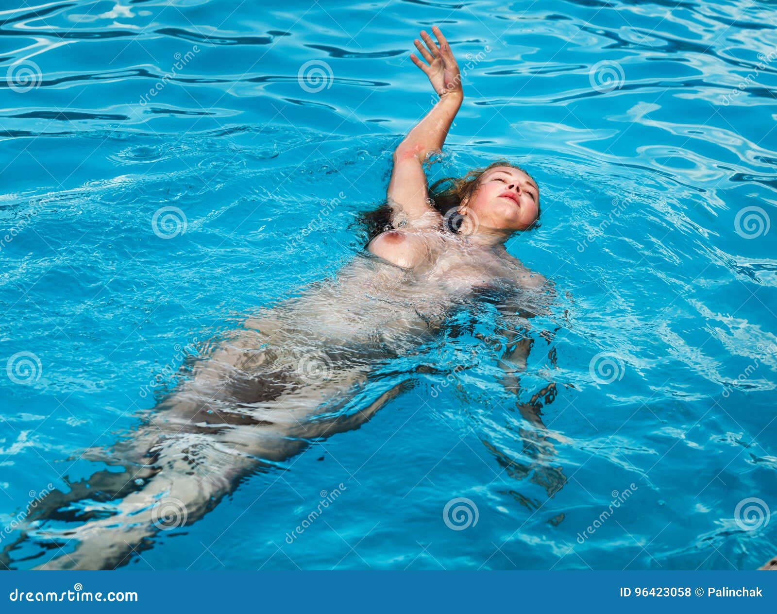 cristian vieira recommends swimming nude in pool cliff odhiambo add swimming nude in pool photo