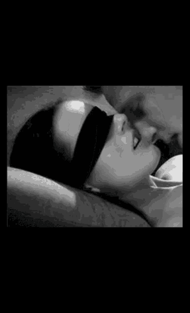 colin davison recommends Blindfold Wife Share