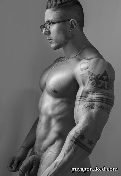 big dicked bodybuilders surrey uk big dicked bodybuilders