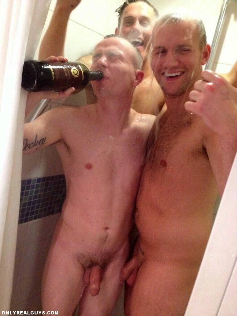 straight guys caught naked - big tit vs small tit woman flashing