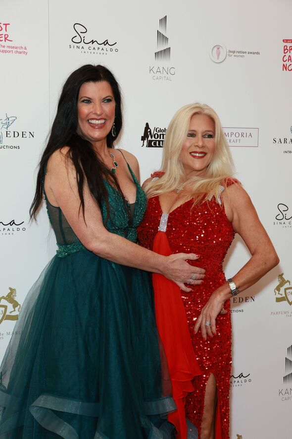 curtis coggins recommends samantha fox lesbian cora burns add samantha fox lesbian photo