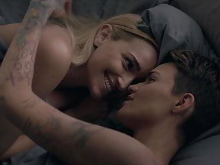 Top pics of courtney baldridge's XXX archive chad pullins add photo