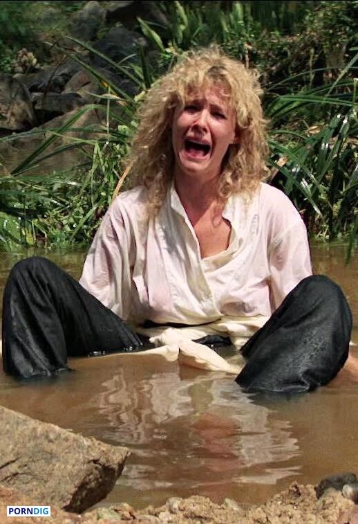 Best of hot hot sexy film brittny bishop share kate capshaw topless photos