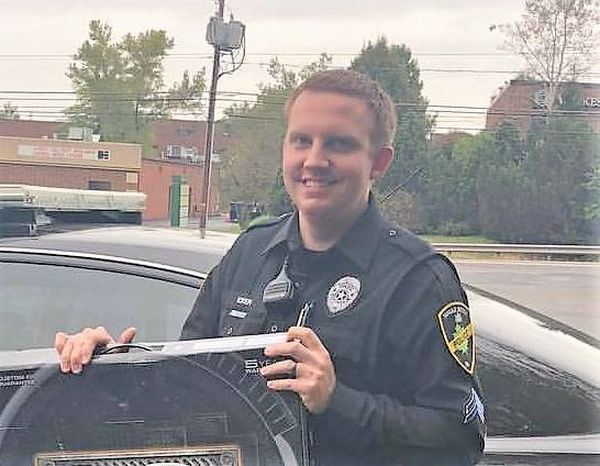 diala odeh recommends police officer blow job allen hite add police officer blow job photo