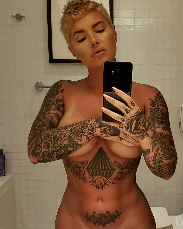 christy mack lesbian - lesbian cameltoe porn arabelle raphael creampie
