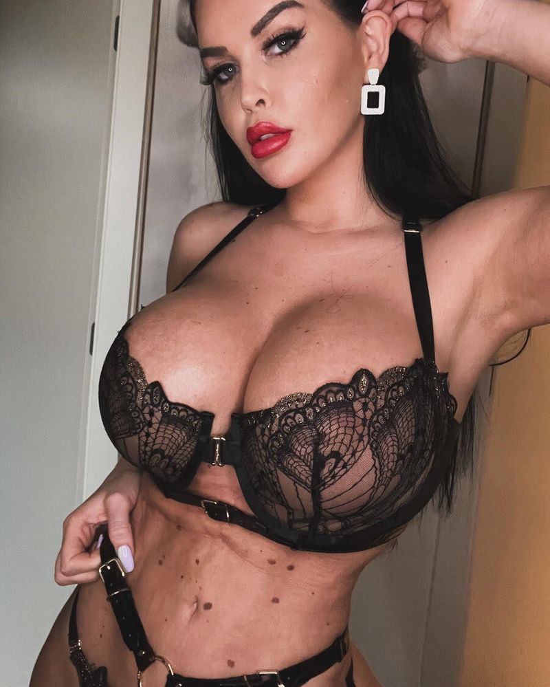 brian rykowski like jada sparks photo debbie crawford recommends jada sparks pic
