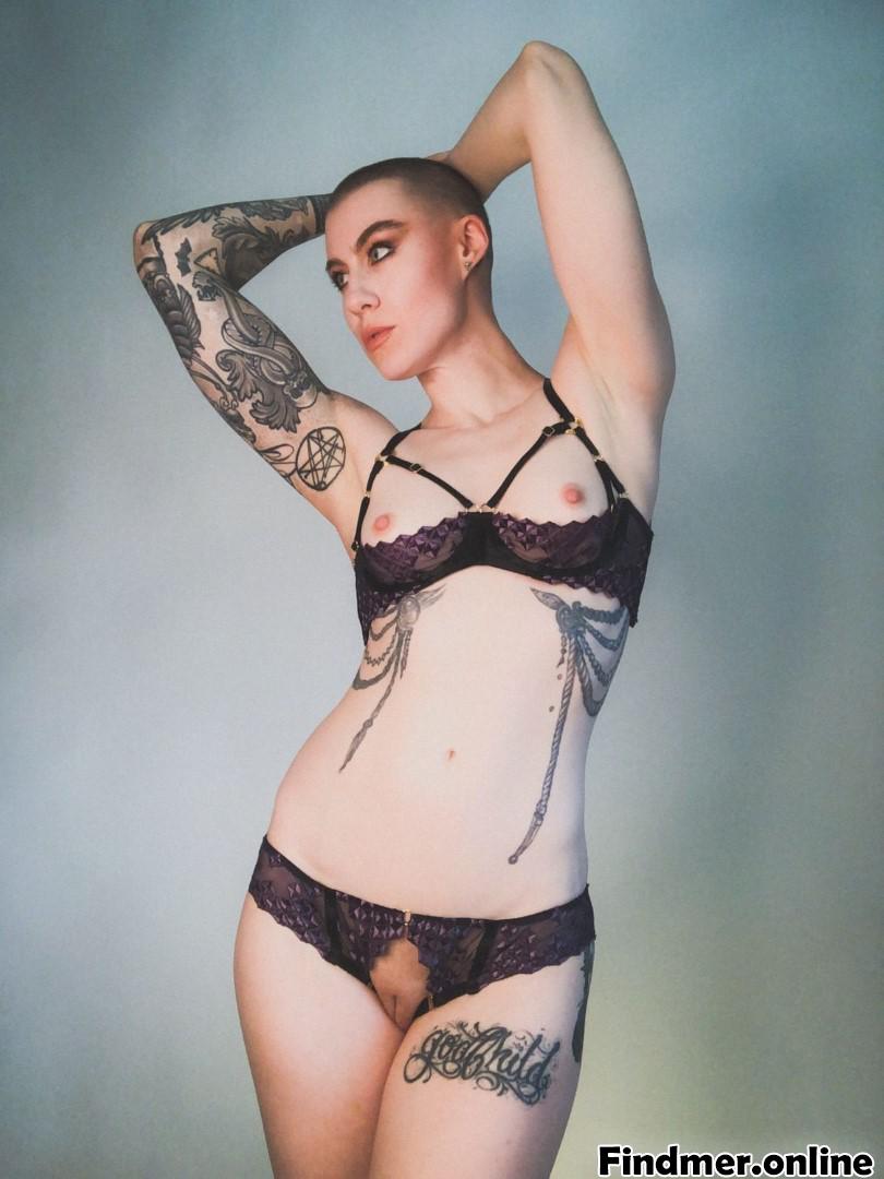 debbie whittaker recommends comicbookgirl19 nude pic