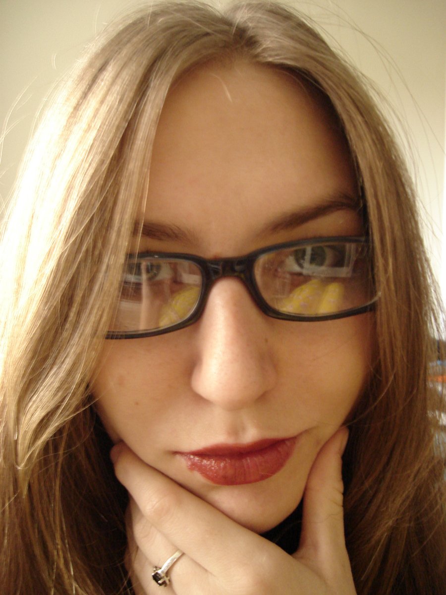 foxy business lady - nude pics of reba mcentire blowjob for money