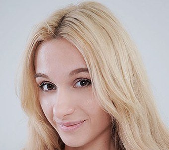 carla cute porn - alyssia vera only fans mistressrola porn