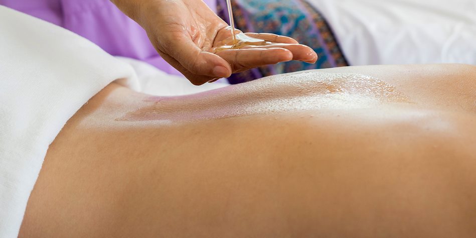 devi alviani recommends sensual oil massage video pic